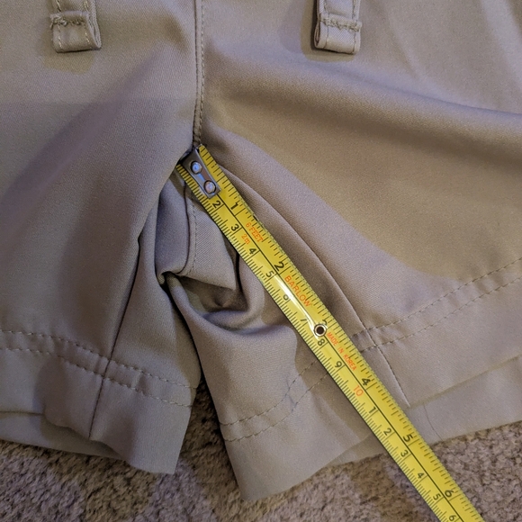 Magellan Outdoors Women's Hiking Shorts Khaki XS - Picture 4 of 9